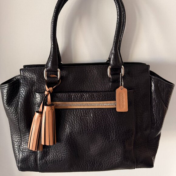 COACH Tote in Black Pebbled Leather - Picture 1 of 11